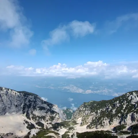 Il Lago di Garda visto dalle creste del Monte Baldo