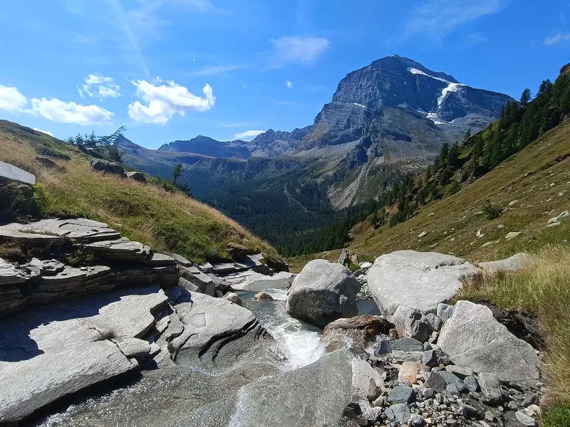 Paesaggio durante l'escursione: Alpe Veglia e Rifugio Città di Arona
