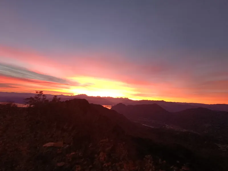 Paesaggio durante l'escursione: Campo dei Fiori: Punta Paradiso